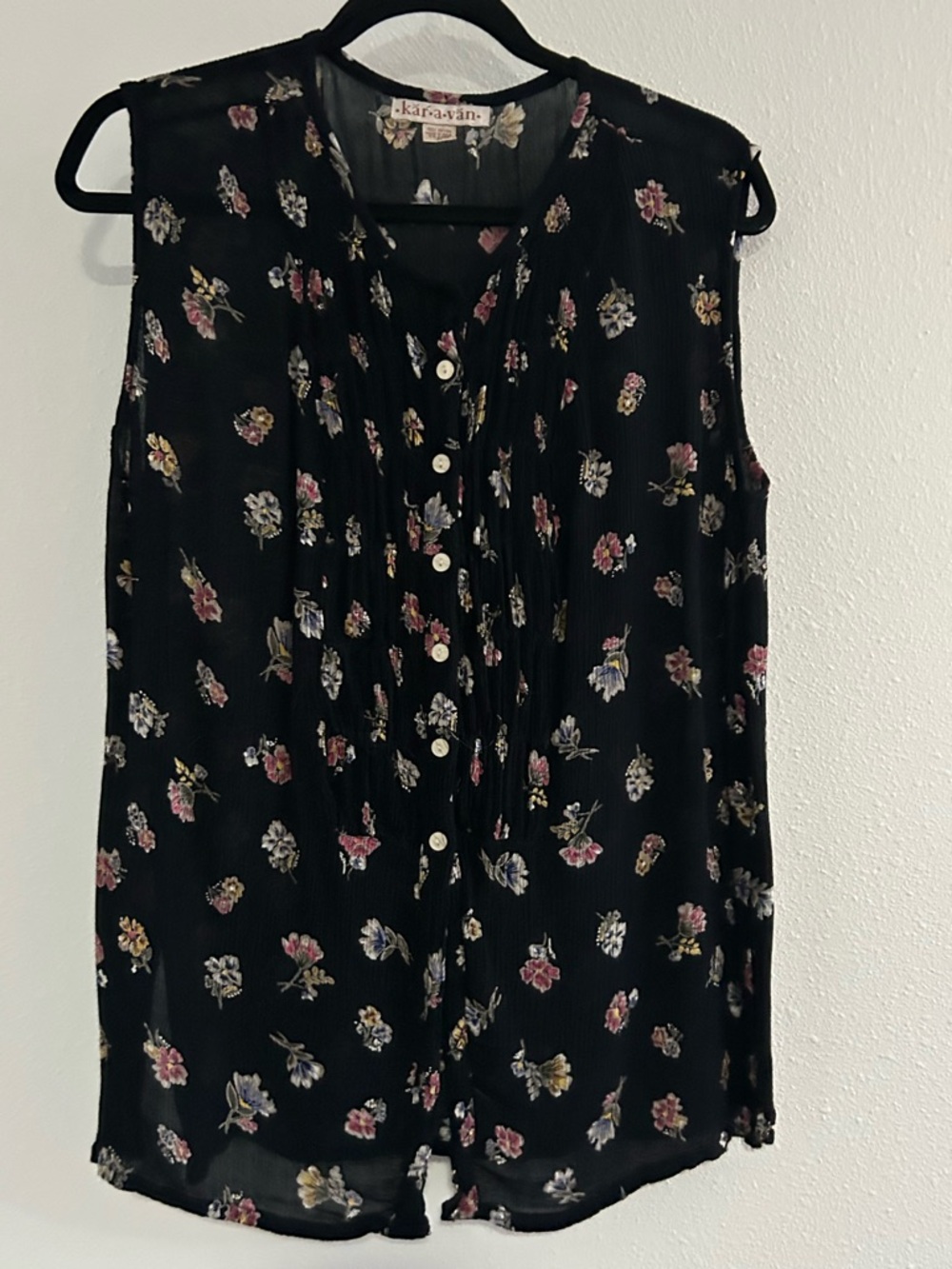 Karavan Black Floral Button-Front Sleeveless Top